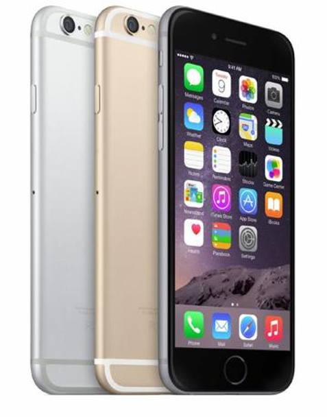 iPhone 6, il telefonino Apple ha il display da  4,7&#39;&#39;, c’ anche Plus. Da 729 euro